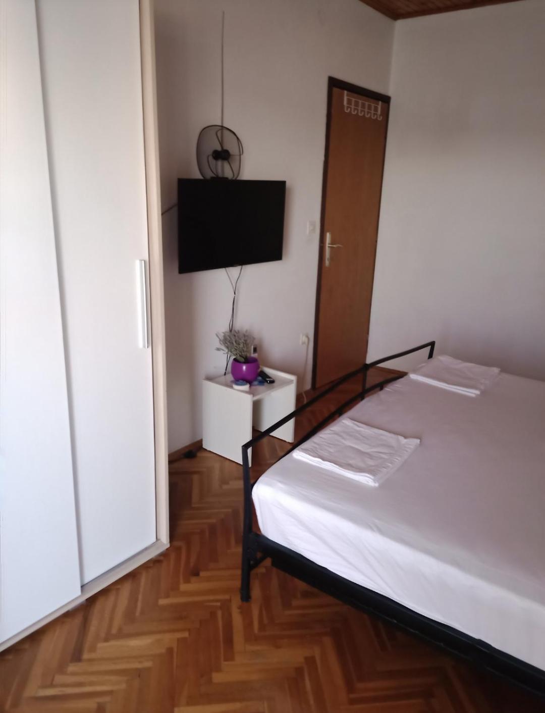 Apartments Lorio Водице Екстериор снимка