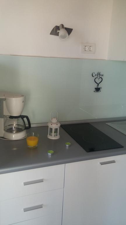 Apartments Lorio Водице Екстериор снимка