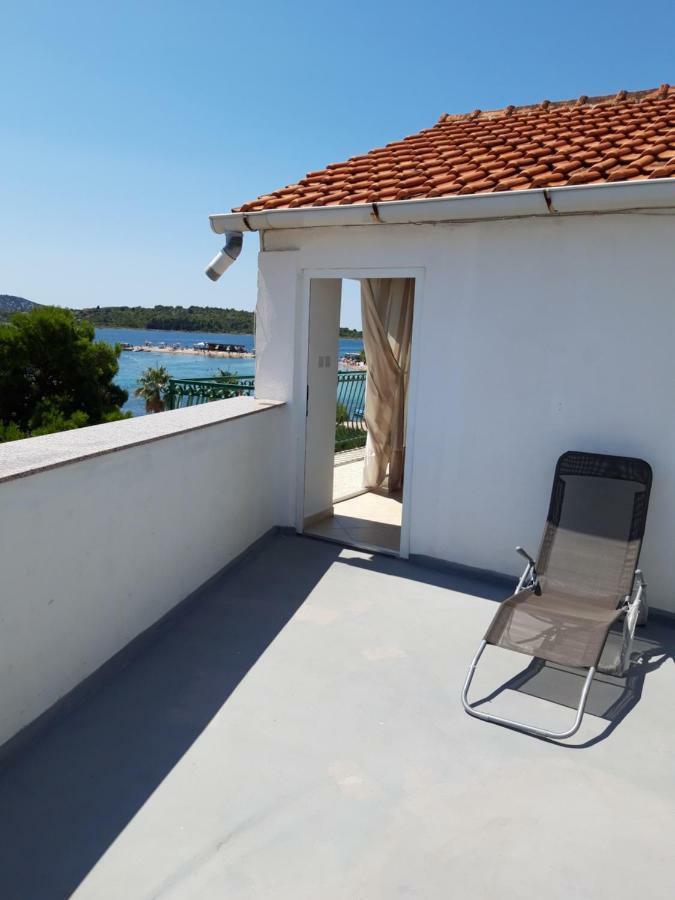 Apartments Lorio Водице Екстериор снимка