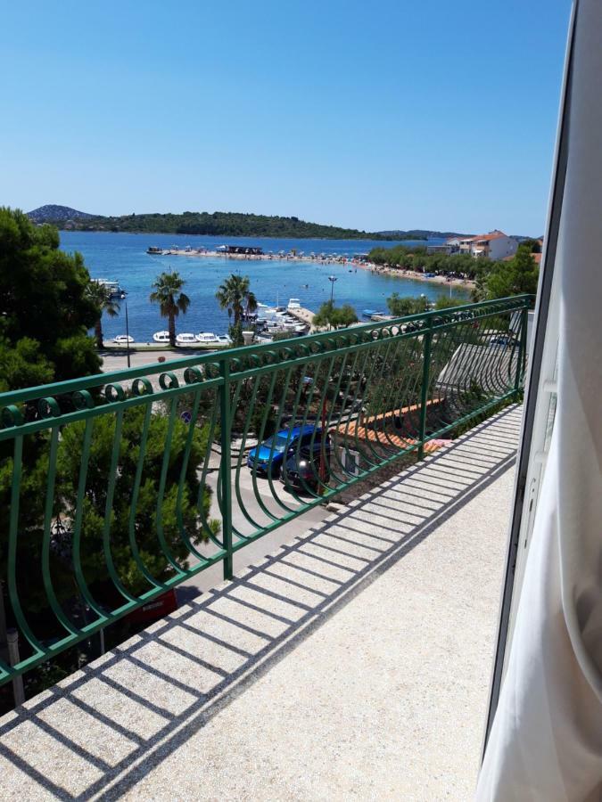 Apartments Lorio Водице Екстериор снимка